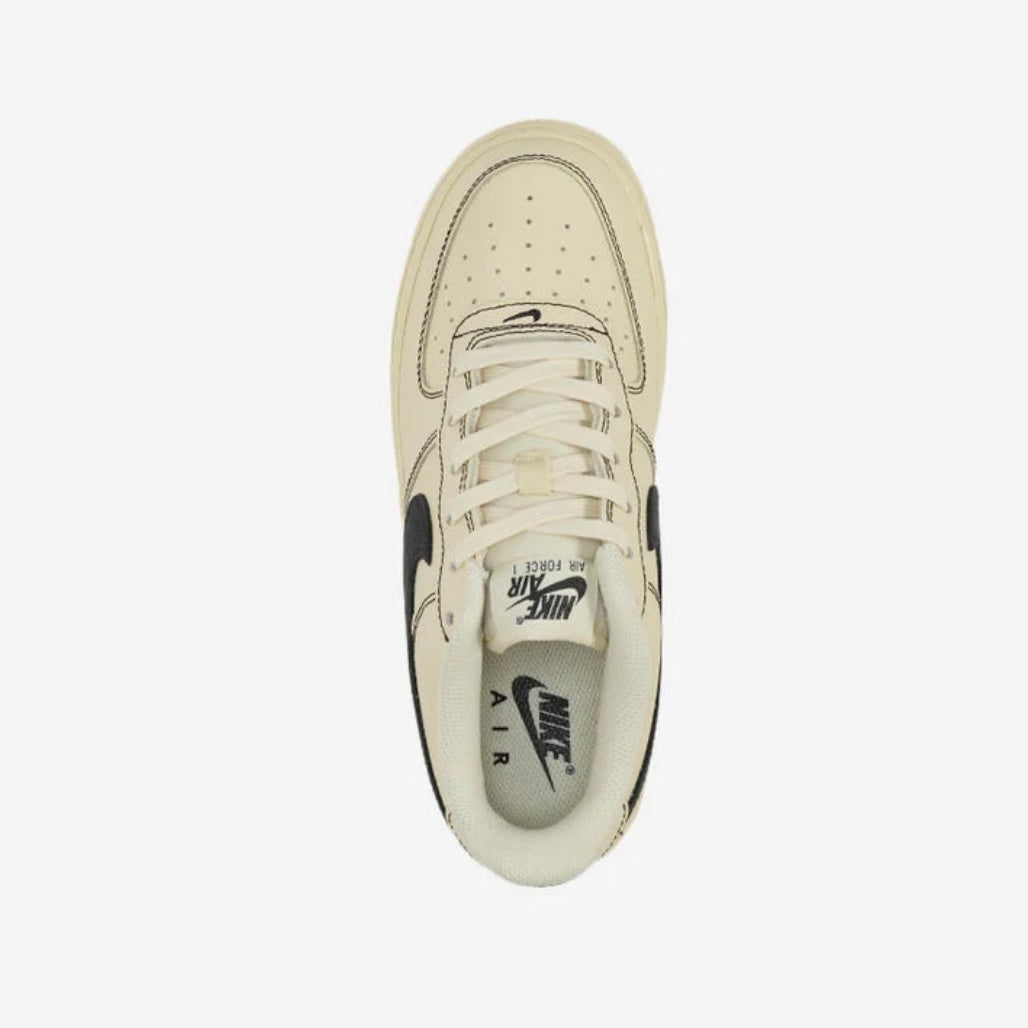 Nike Air Force 1 lv8 4